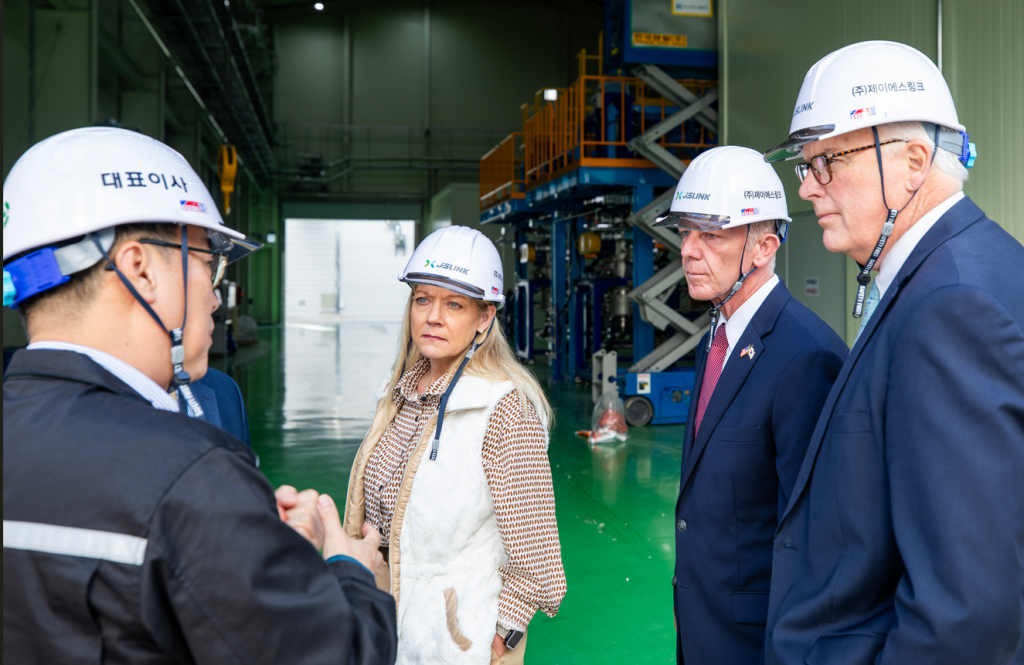 Mayor Henderson and Choose Columbus team Visit JS Link in South Korea Ahead of Major Georgia Investment